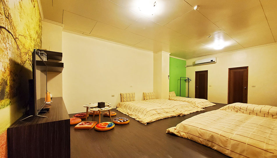 room81